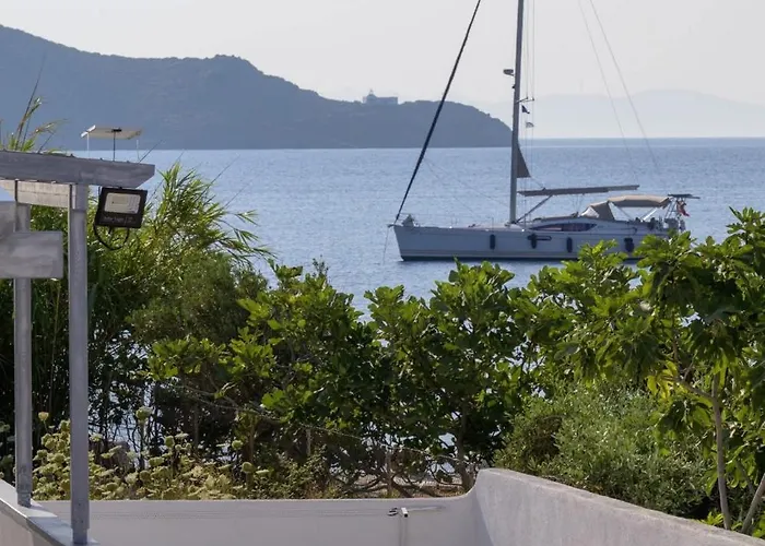 Arezina's شقة Vromolithos