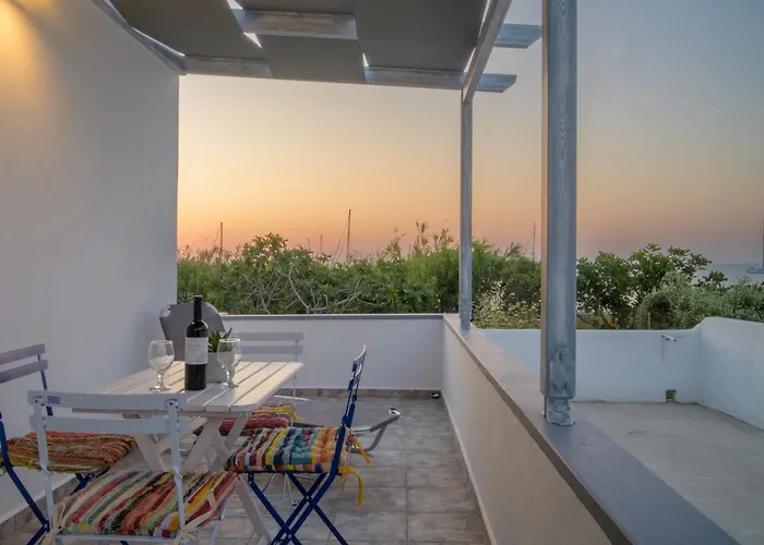 Arezina's * Vromolithos